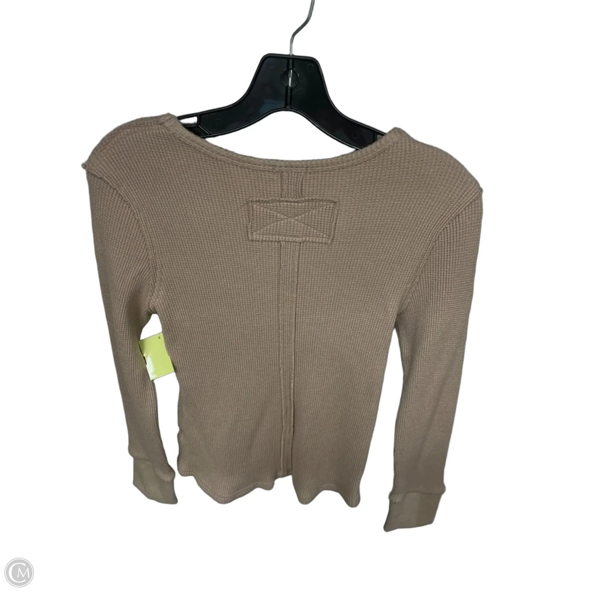 Top Long Sleeve By Clothes Mentor In Tan, Size: M