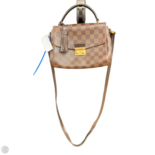 Crossbody Luxury Designer By Louis Vuitton, Size: Medium