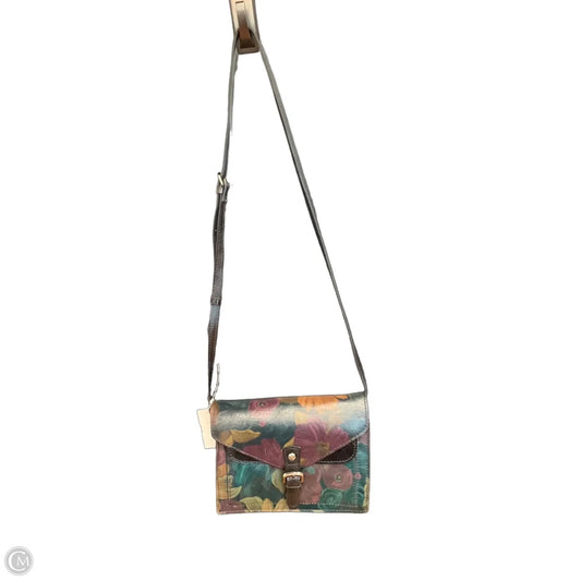 Crossbody Designer By Patricia Nash, Size: Medium