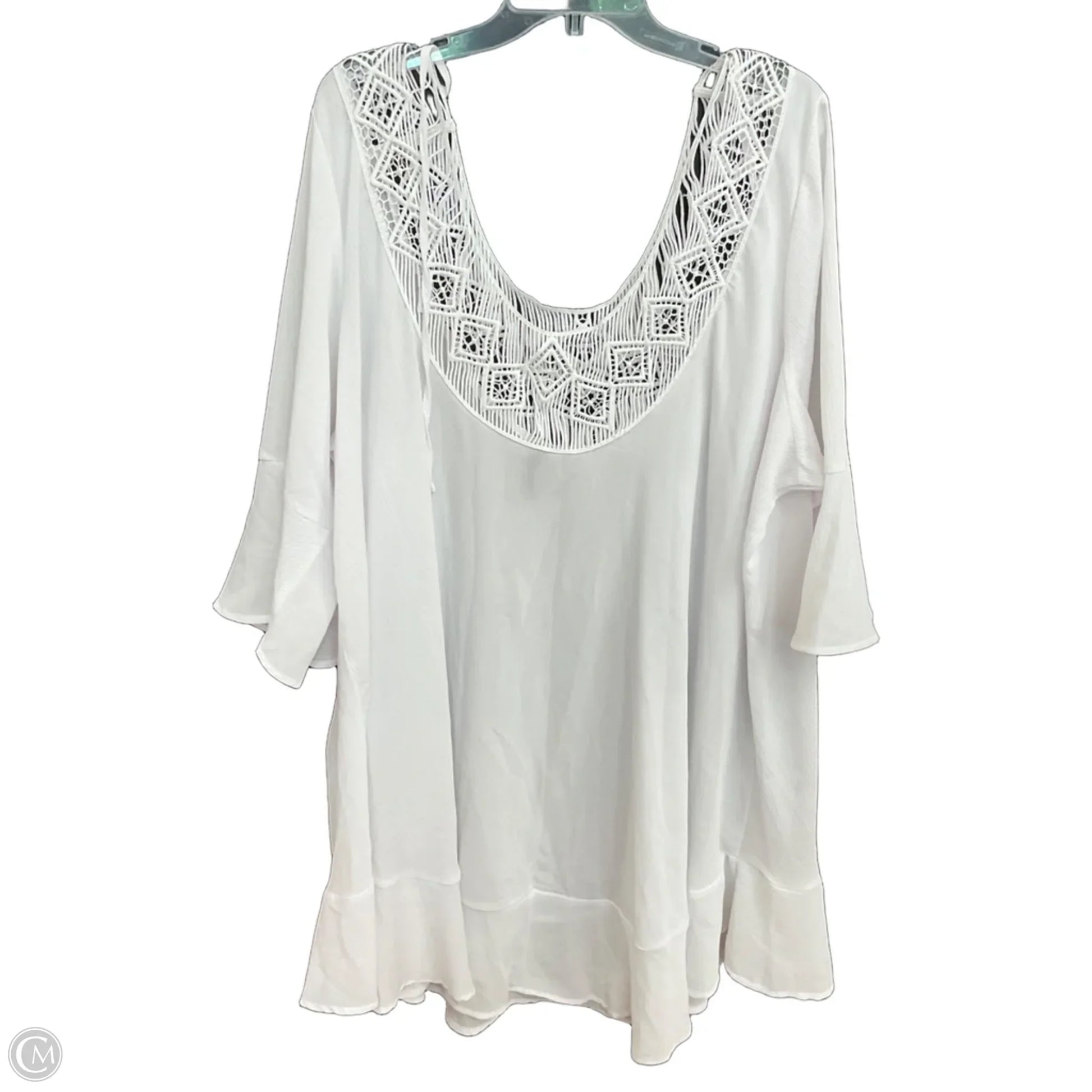 Dress Casual Short By Torrid In White, Size: 3x