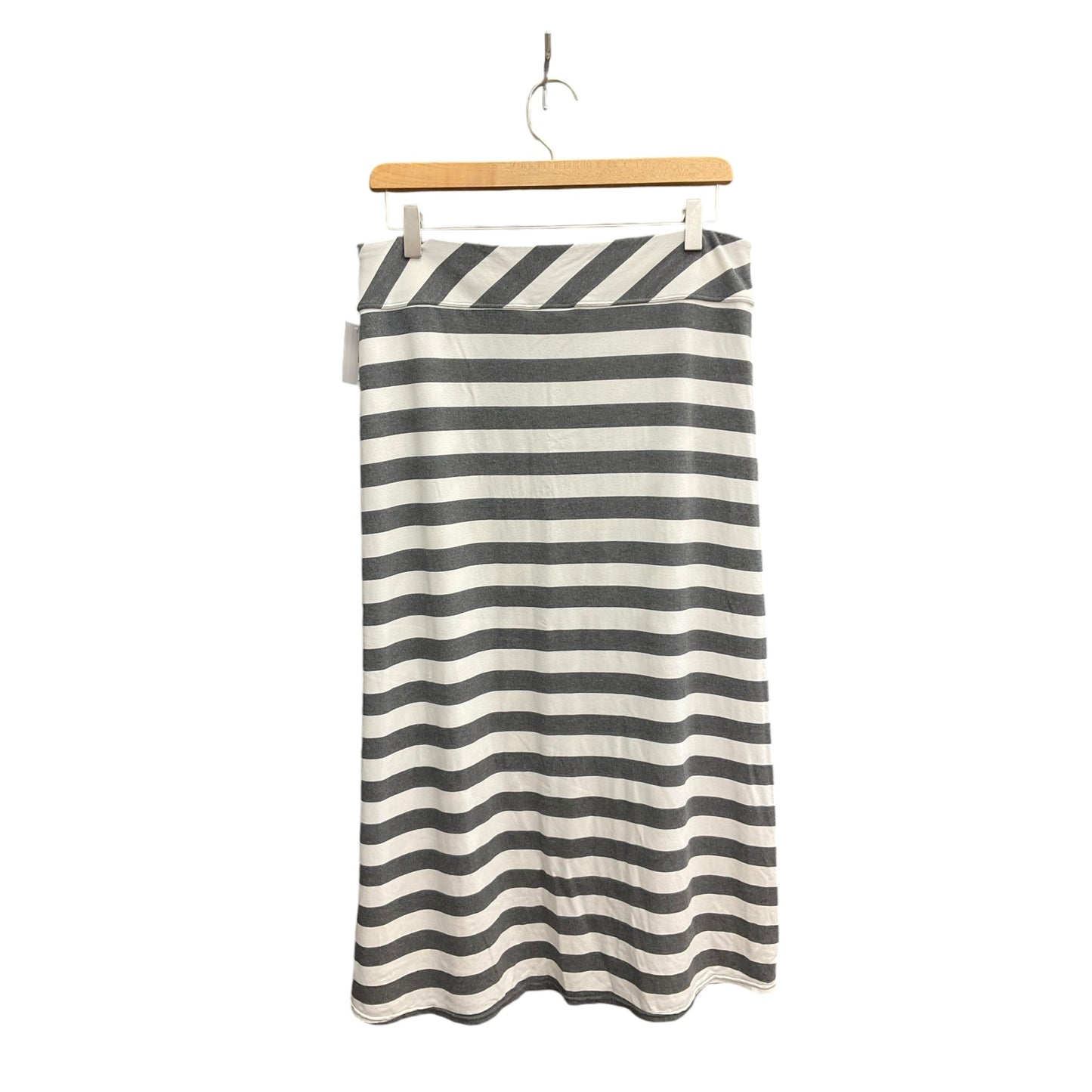 Skirt Midi By Athleta In Striped Pattern, Size: M