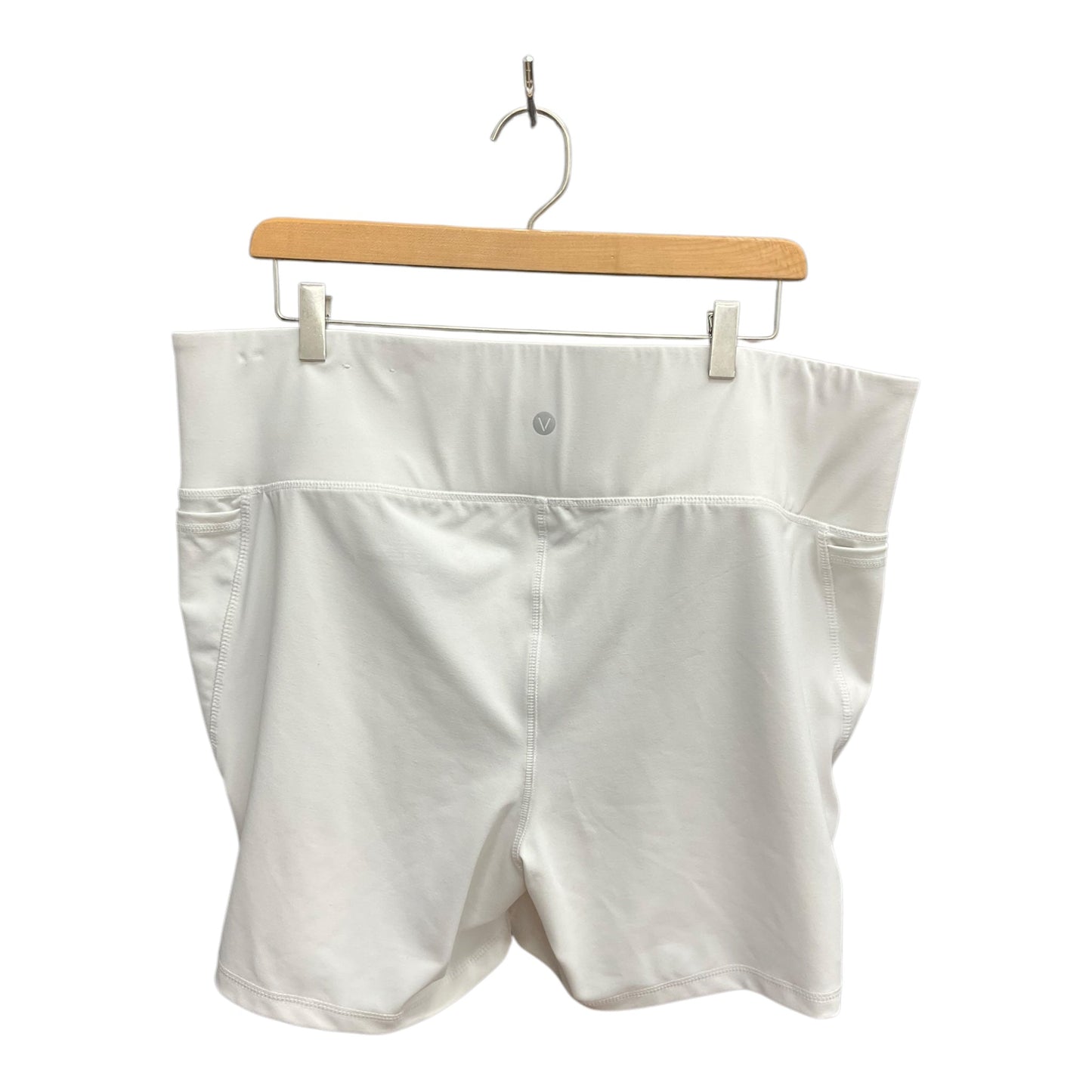 Athletic Shorts By Livi Active In White, Size: 2x