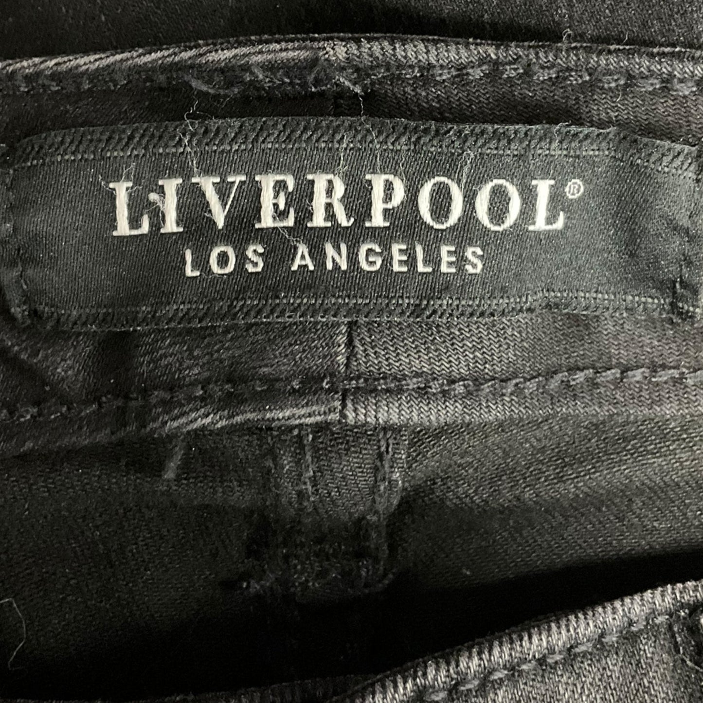 Jeans Straight By Liverpool In Black, Size: 6