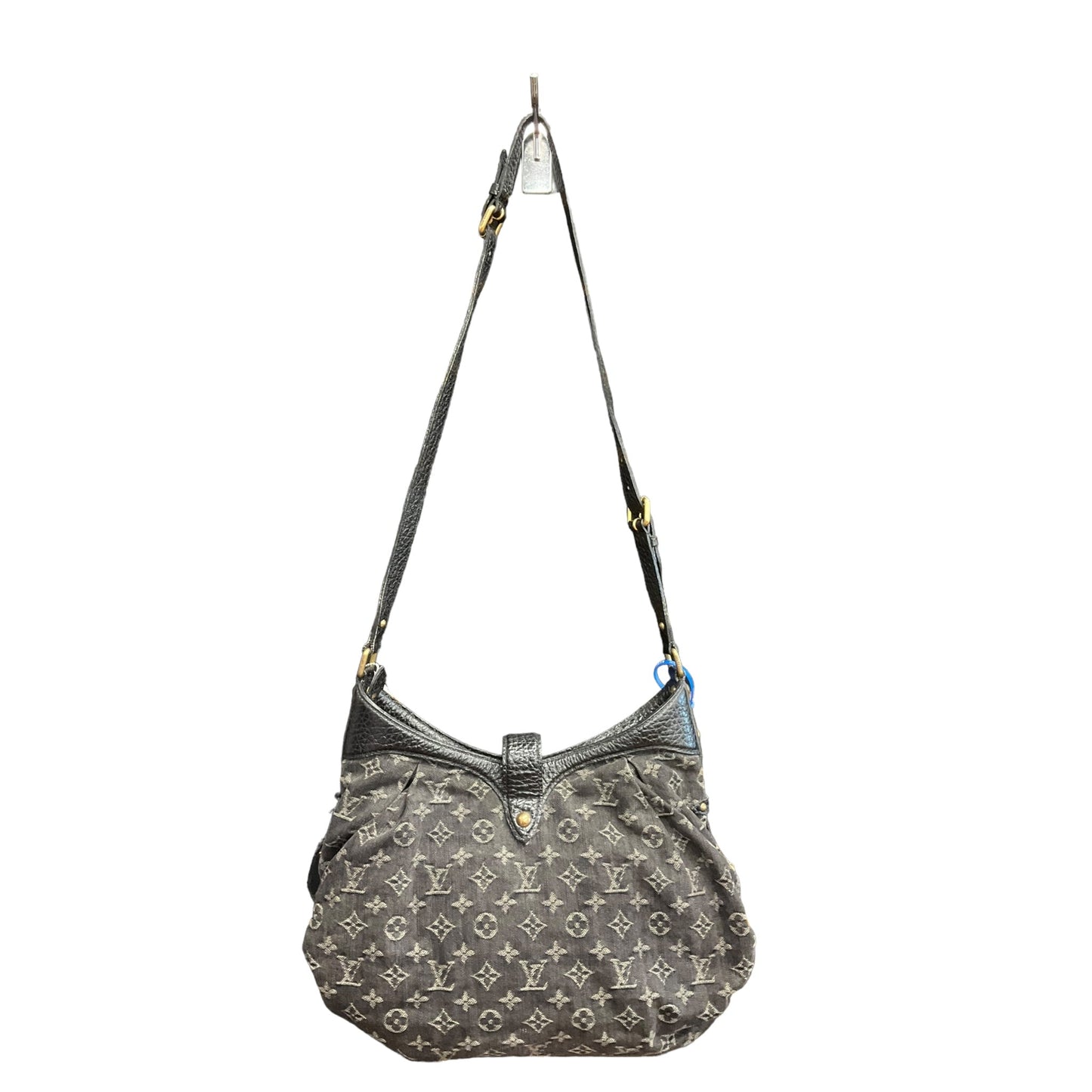 Handbag Luxury Designer By Louis Vuitton  Size: Large