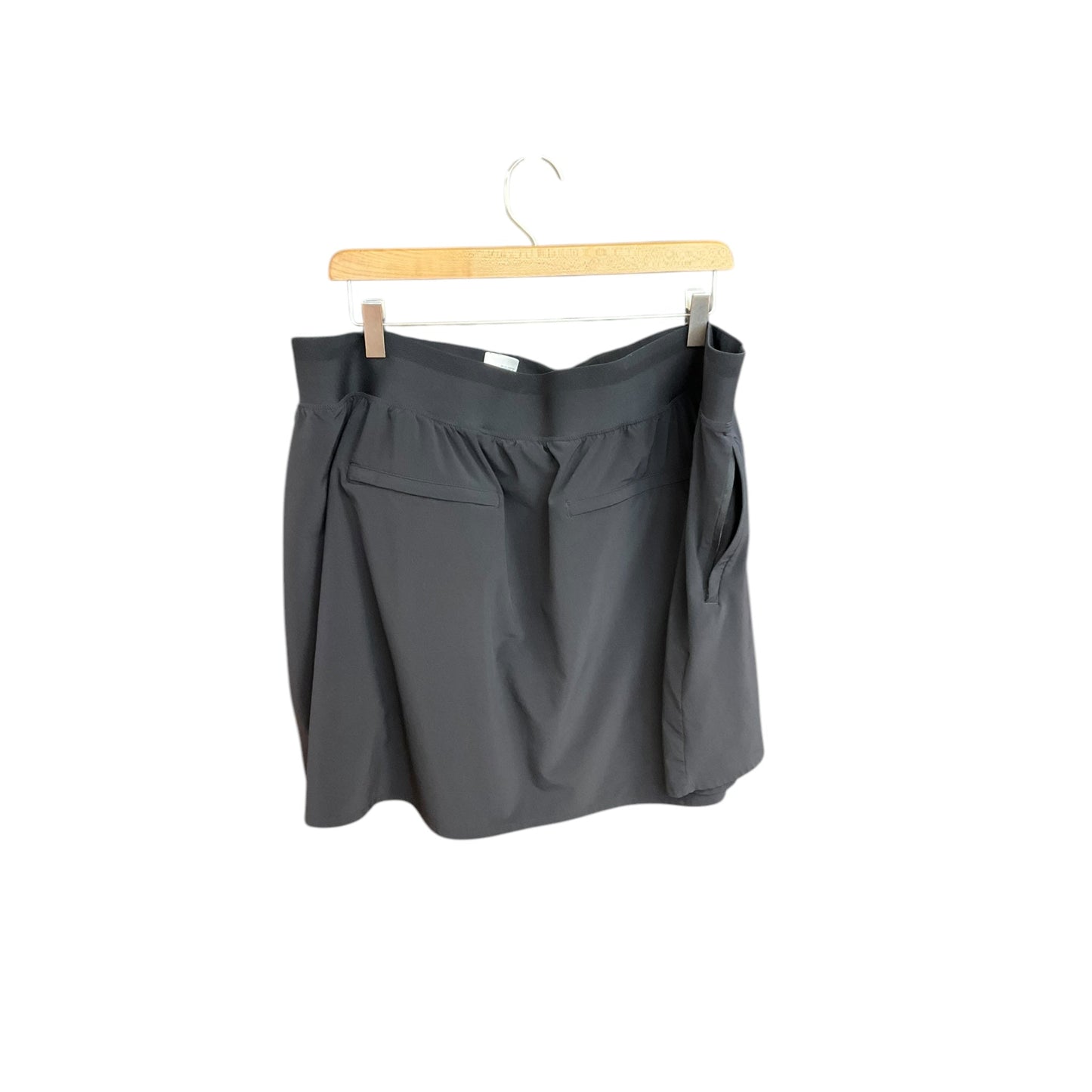 Athletic Skirt By Athleta In Black, Size: 2x