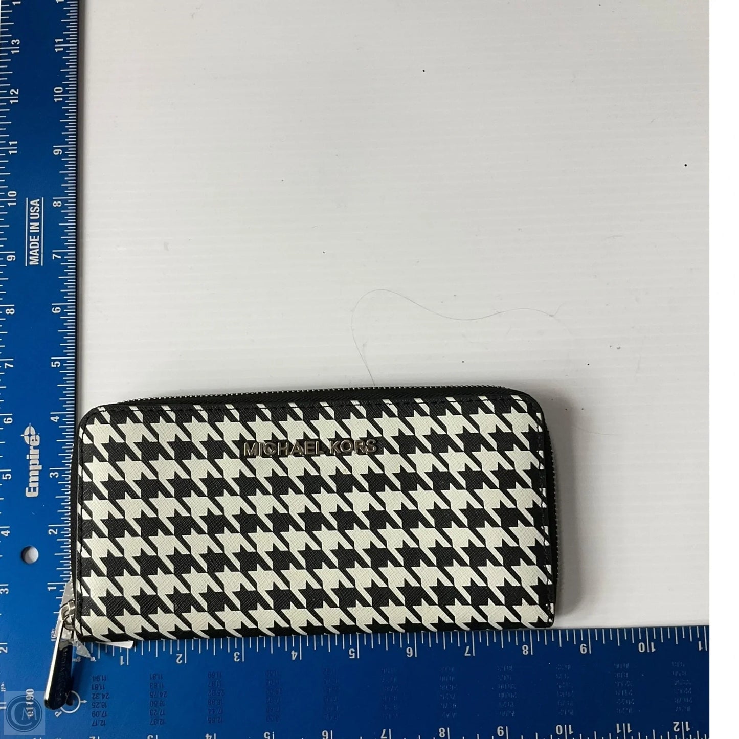 Wallet By Michael Kors, Size: Large