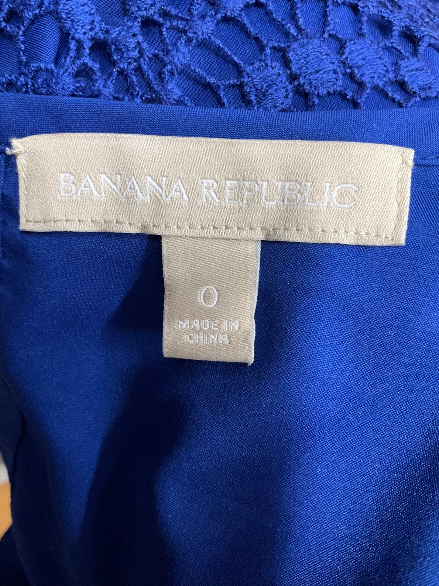 Top Short Sleeve By Banana Republic  Size: Xs