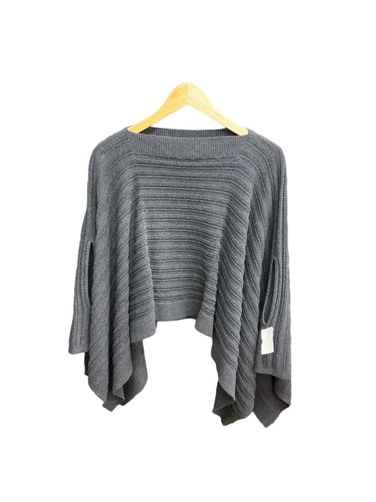 Poncho By Lululemon In Grey, Size: Osfm