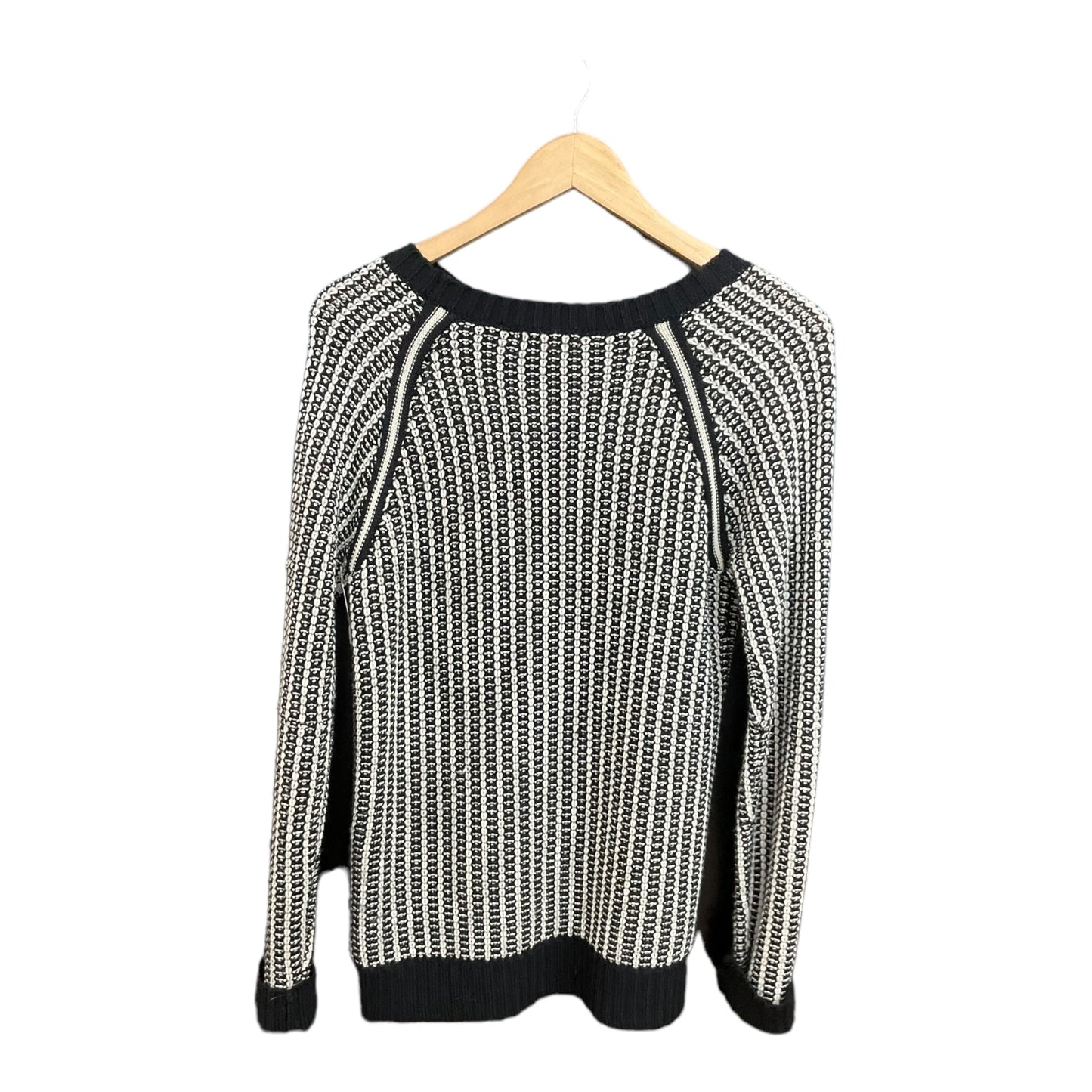 Sweater By Joe Fresh  Size: M