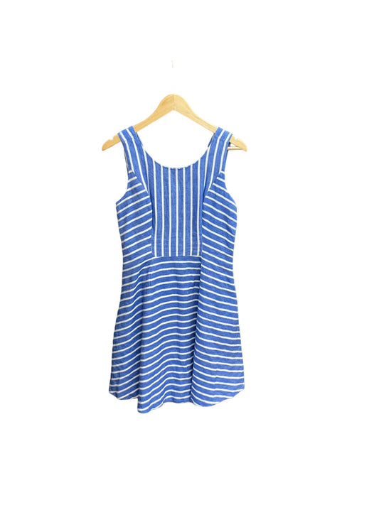 Dress Casual Short By Vineyard Vines In Blue, Size: M