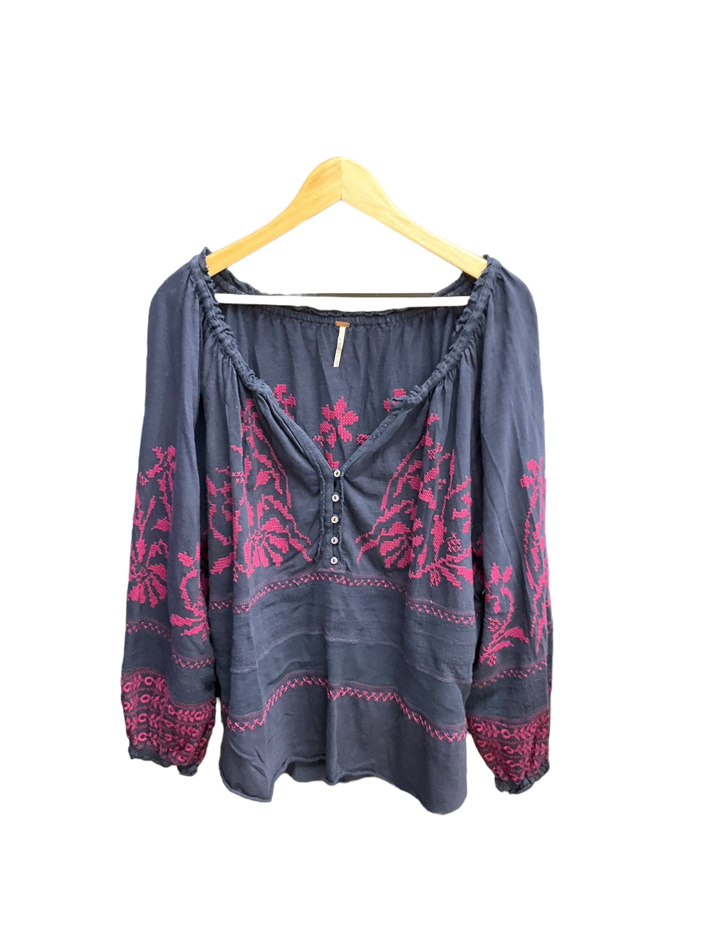 Top Long Sleeve By Free People In Navy, Size: S