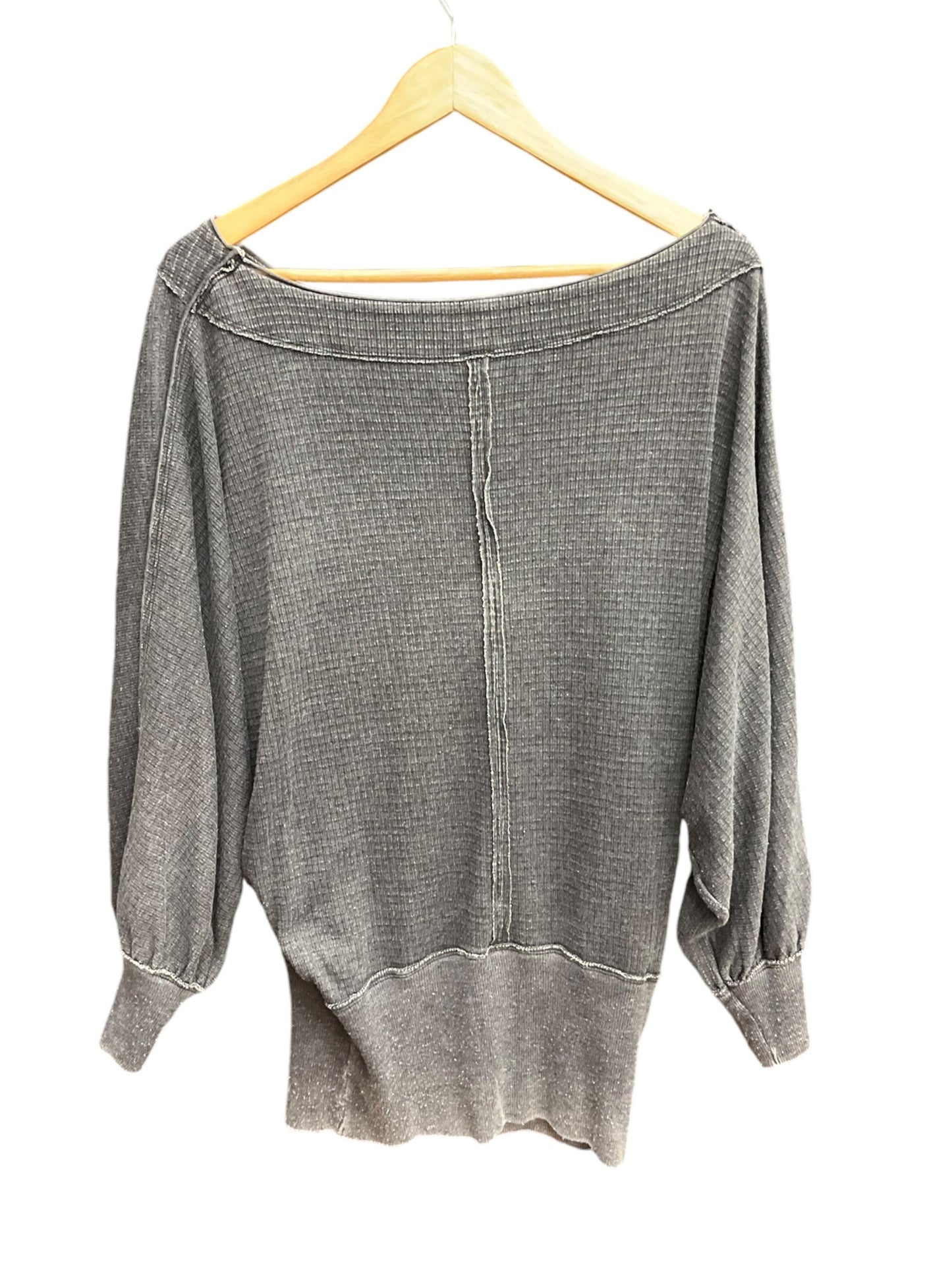 Top Long Sleeve By We The Free In Grey, Size: Xs