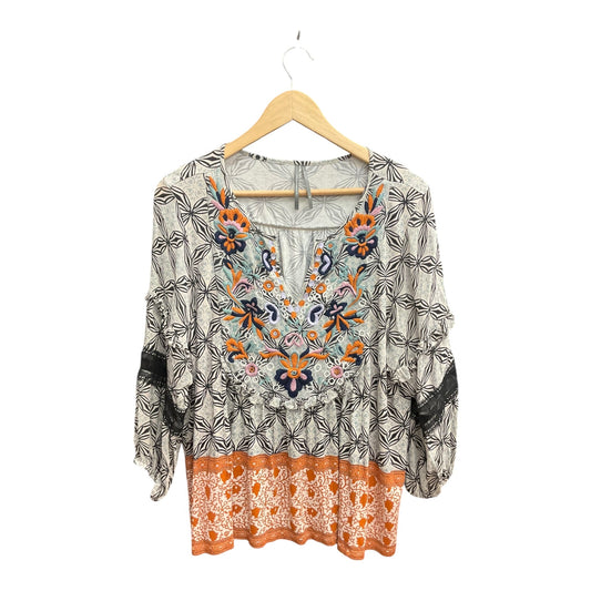 Top Long Sleeve By Anthropologie In Multi-colored, Size: Xl