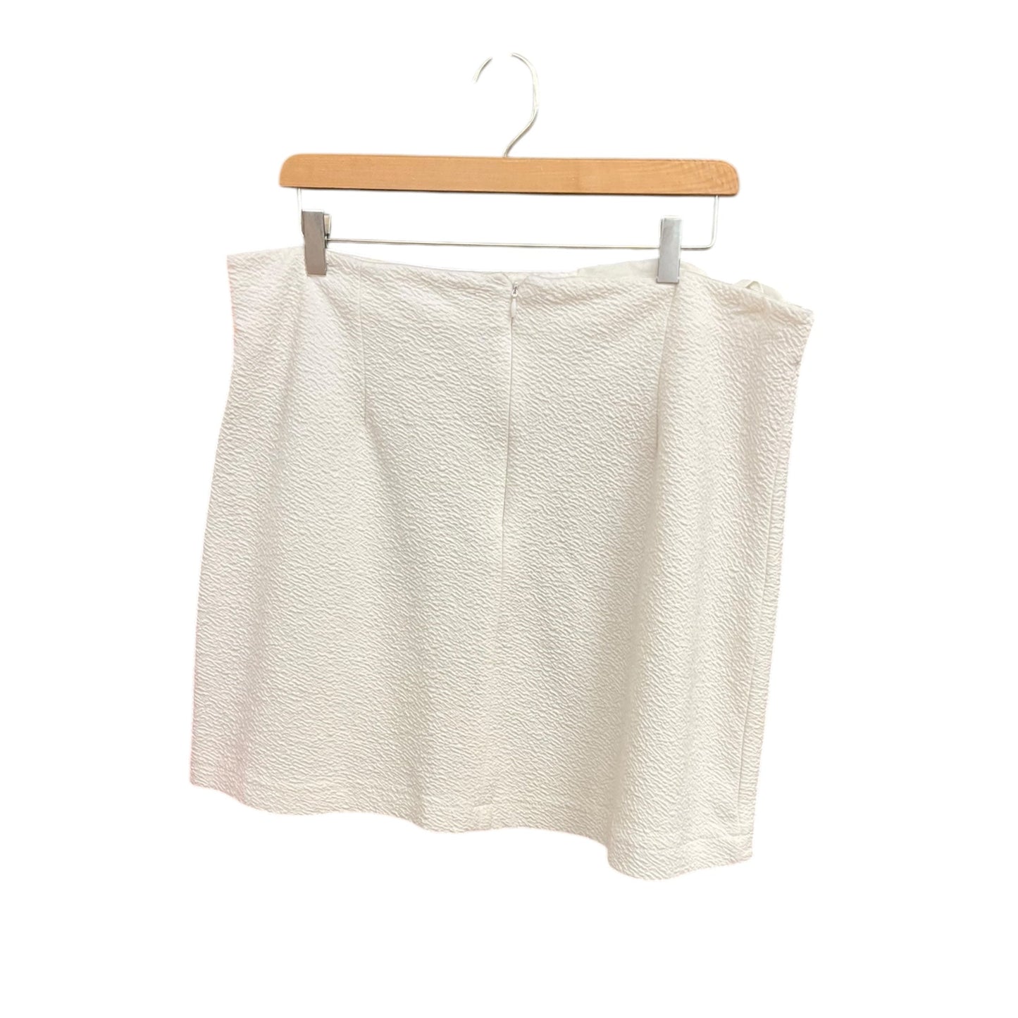 Skirt Mini & Short By Maeve In White, Size: Xl