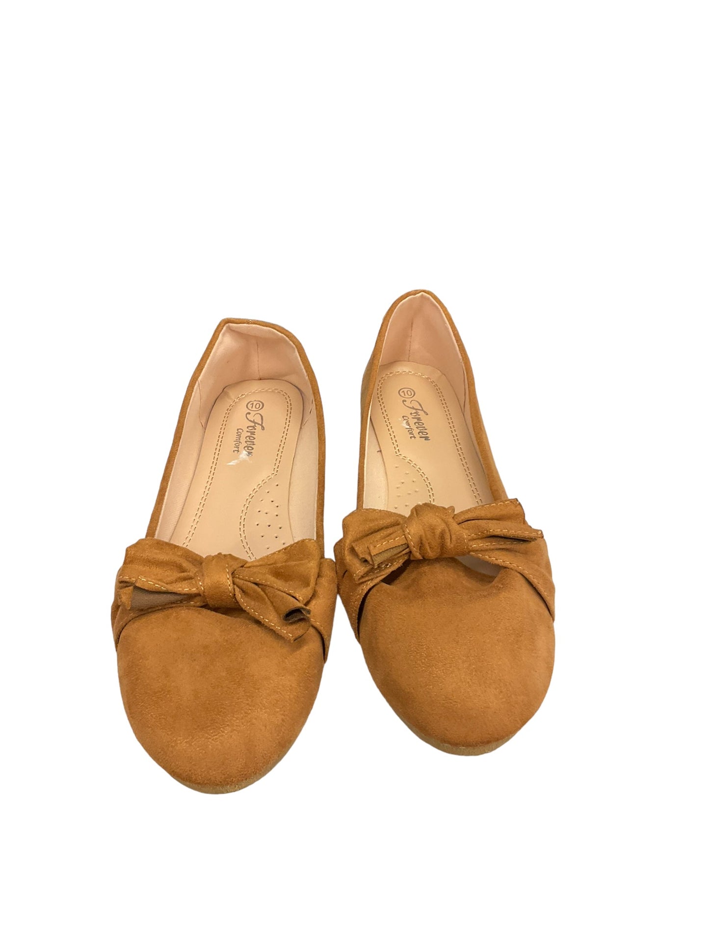 Tan Shoes Flats Clothes Mentor, Size 10