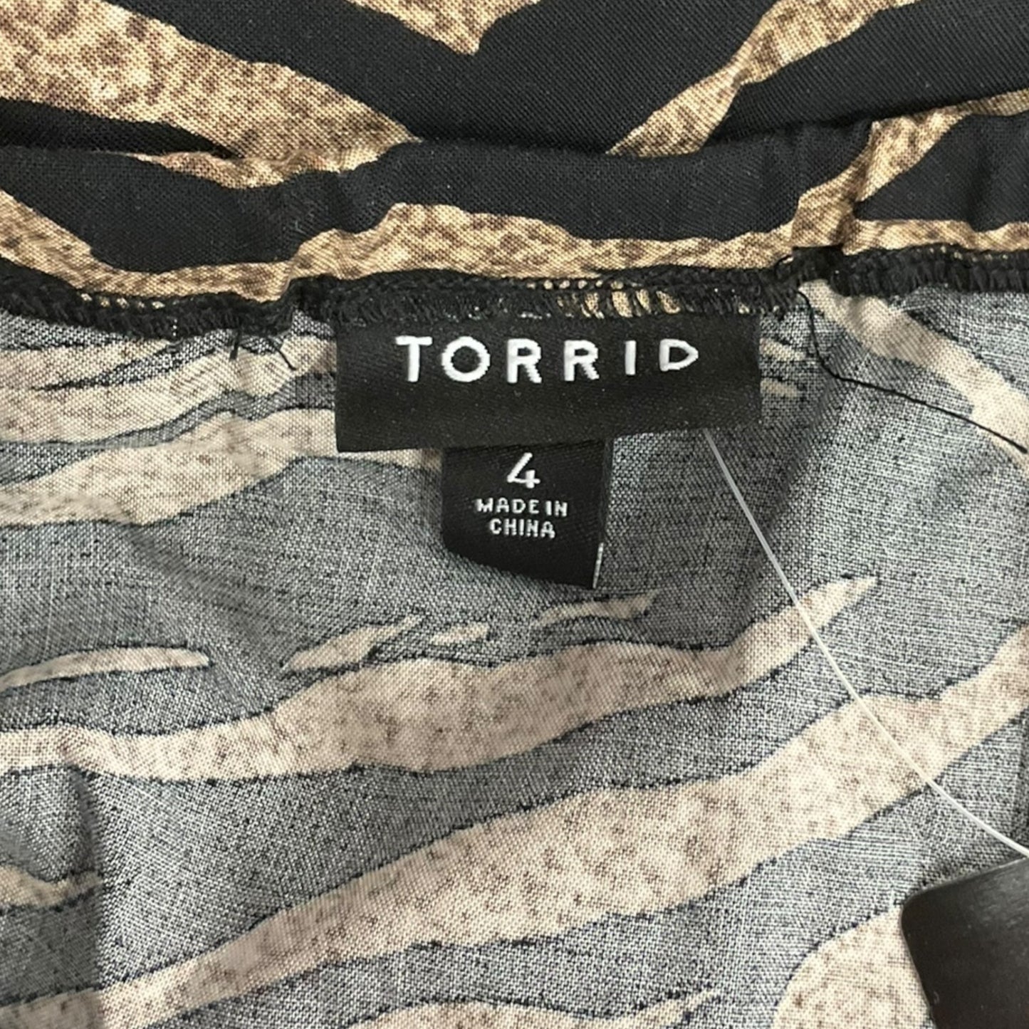 Dress Casual Short By Torrid In Animal Print, Size: 4x