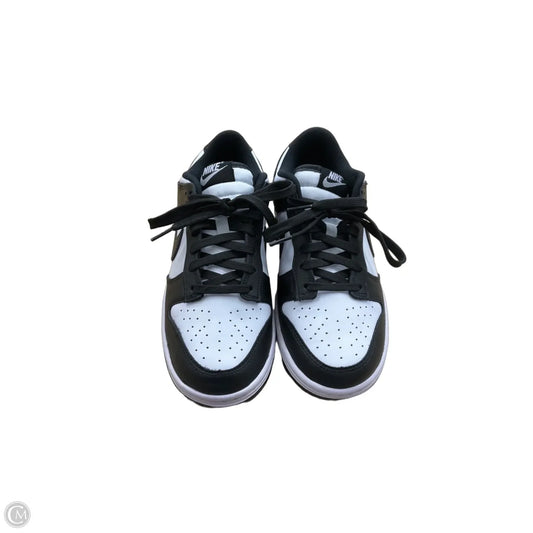 Shoes Sneakers By Nike In Black & White, Size: 8