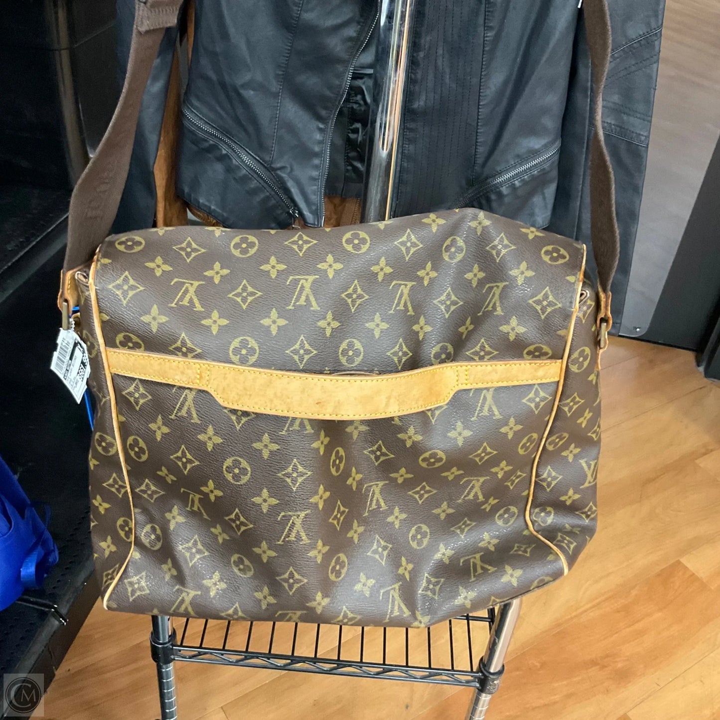 Tote Luxury Designer By Louis Vuitton, Size: Large