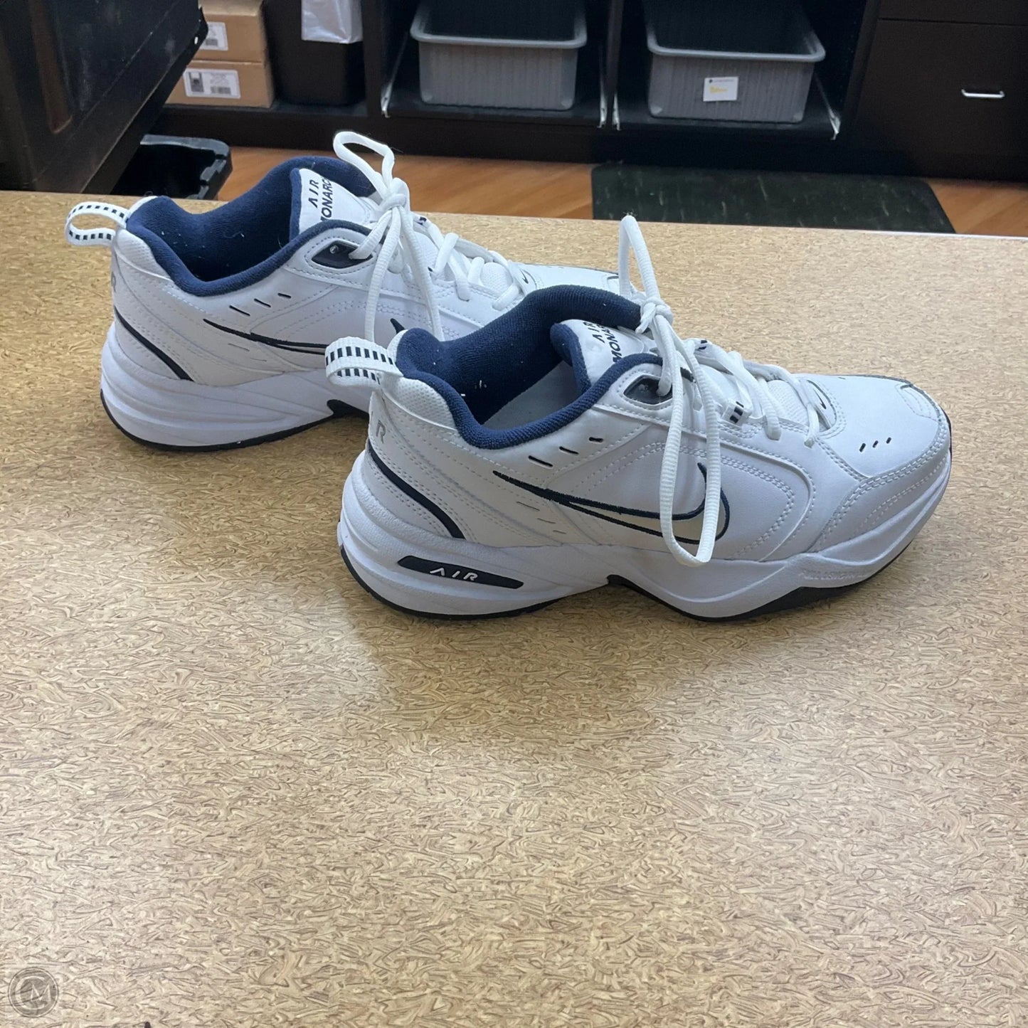 Shoes Athletic By Nike In White, Size: 7.5