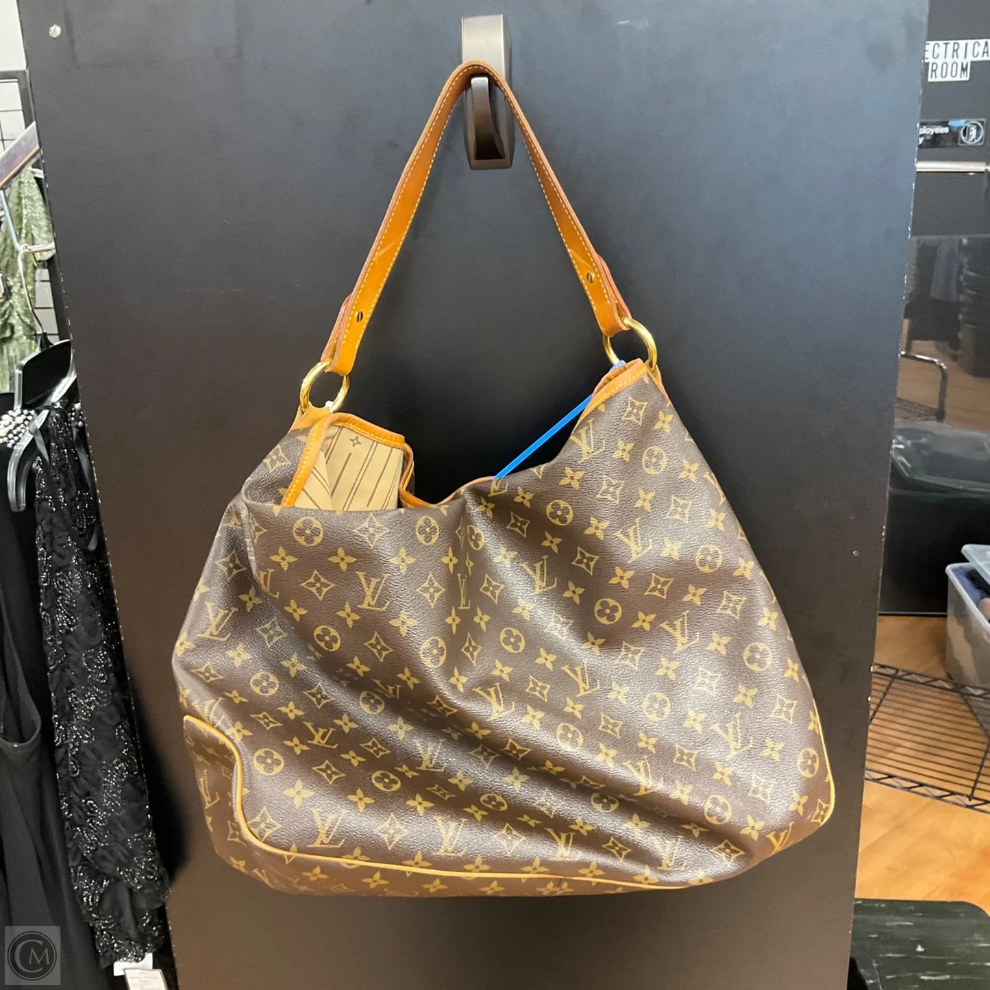 Tote Luxury Designer By Louis Vuitton, Size: Large