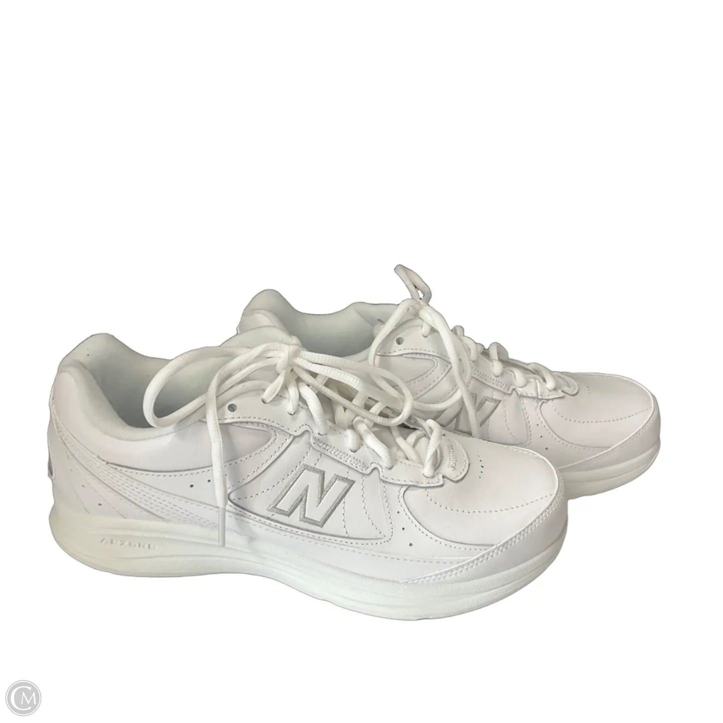Shoes Athletic By New Balance In White, Size: 9.5