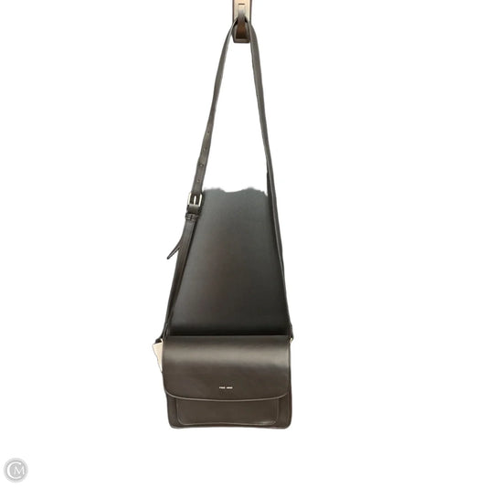 Crossbody By Cmc, Size: Medium