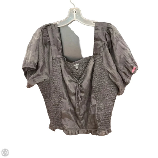 Top Short Sleeve By Torrid In Black, Size: 4