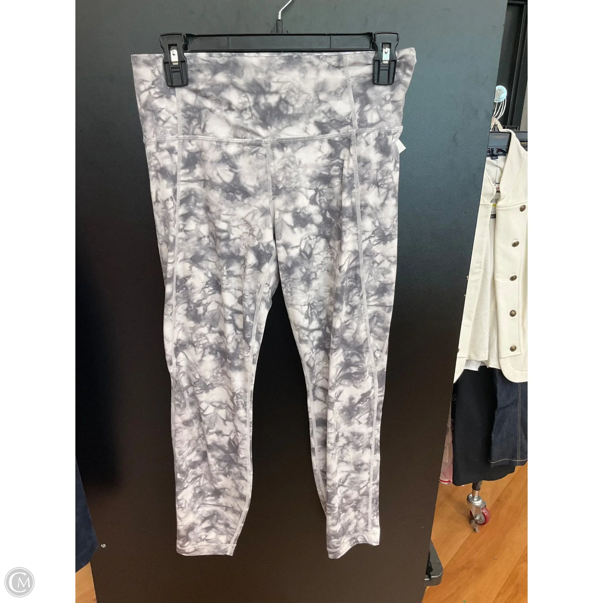 Athletic Leggings By Athleta In Grey & White, Size: M