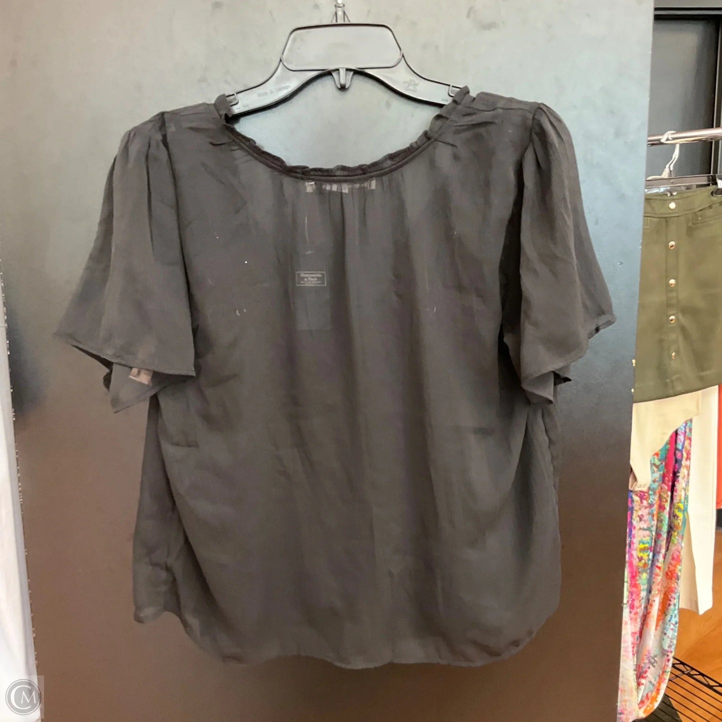Top Short Sleeve By Abercrombie And Fitch In Black, Size: S