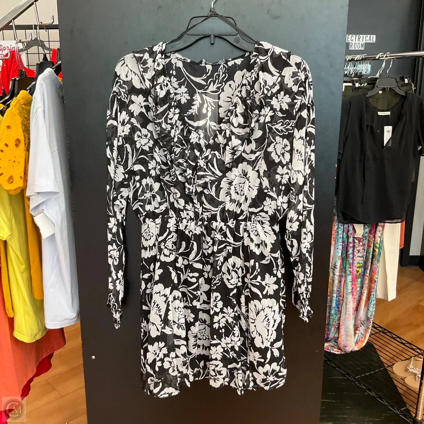 Dress Casual Short By Zara In Floral Print, Size: M