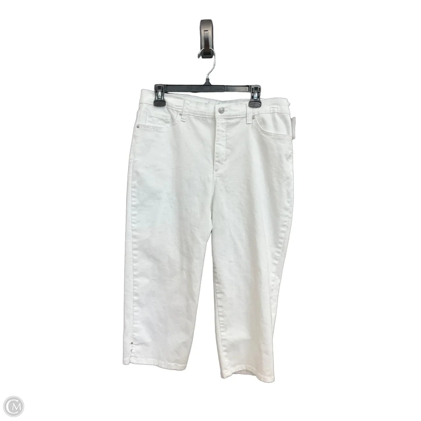 Capris By Gloria Vanderbilt In White, Size: 14