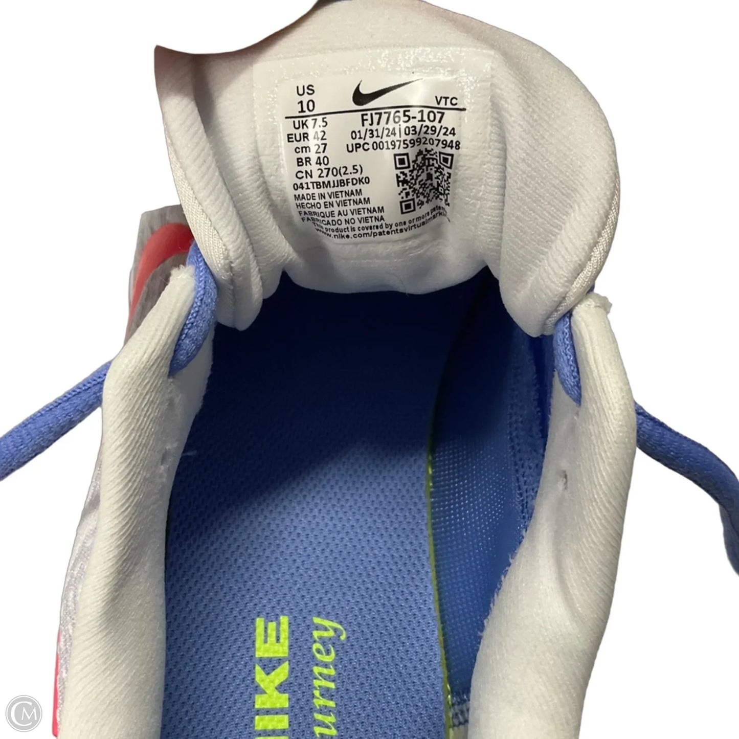 Shoes Athletic By Nike In White, Size: 10