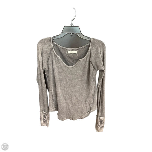 Top Long Sleeve By We The Free In Grey, Size: L