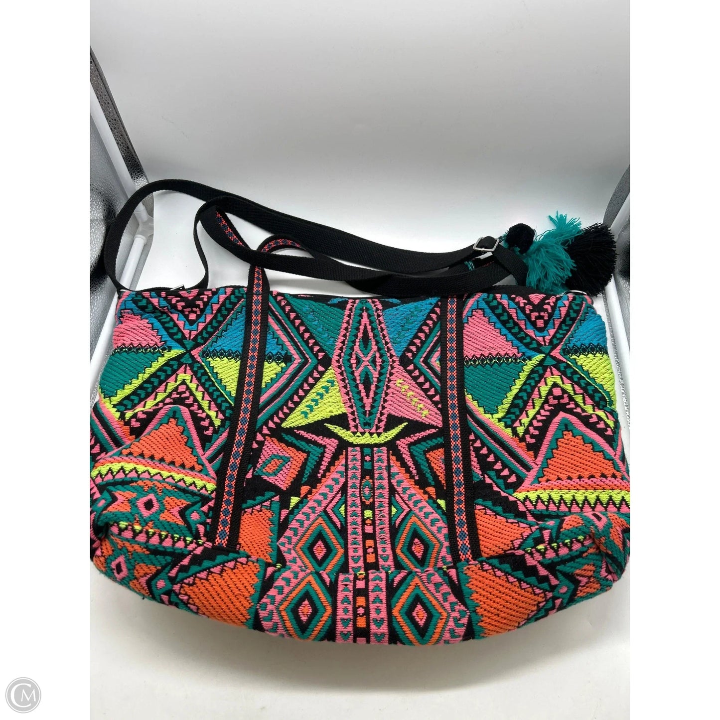 Tote By Clothes Mentor, Size: Large