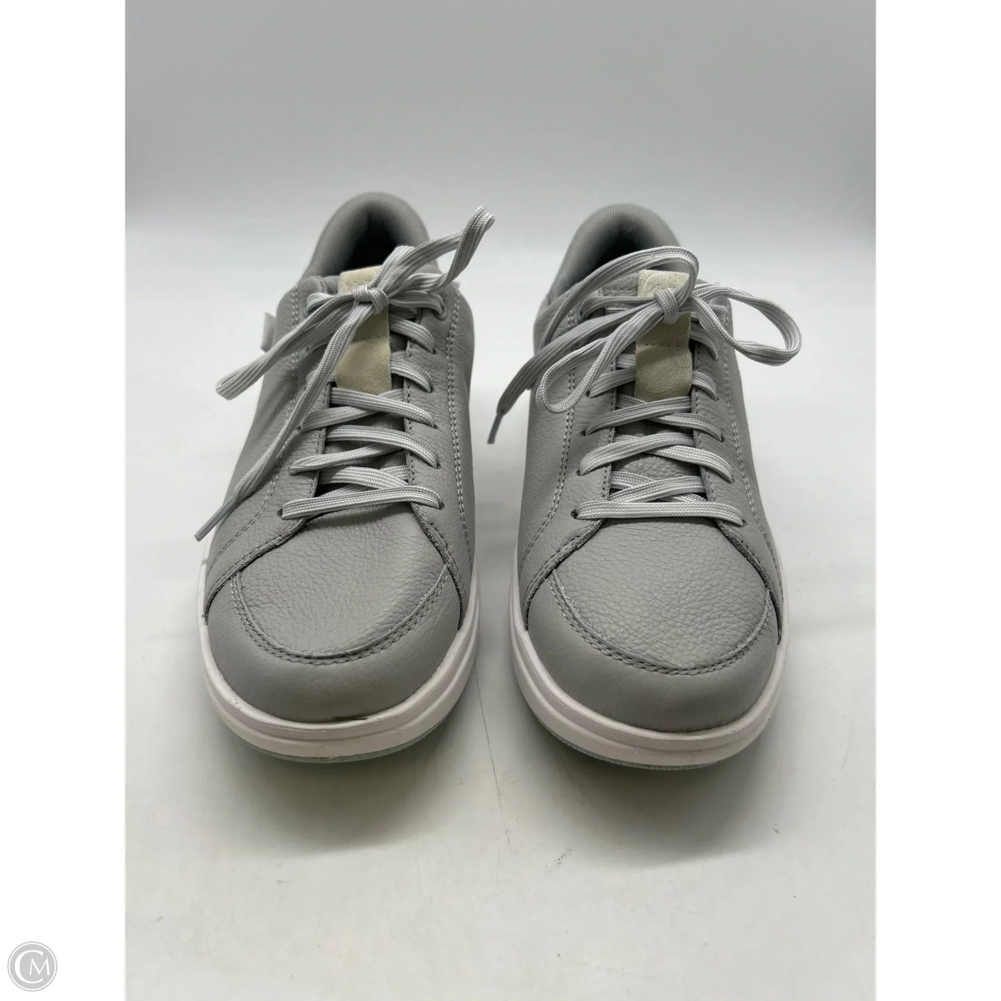 Shoes Athletic By Clothes Mentor In Grey, Size: 8