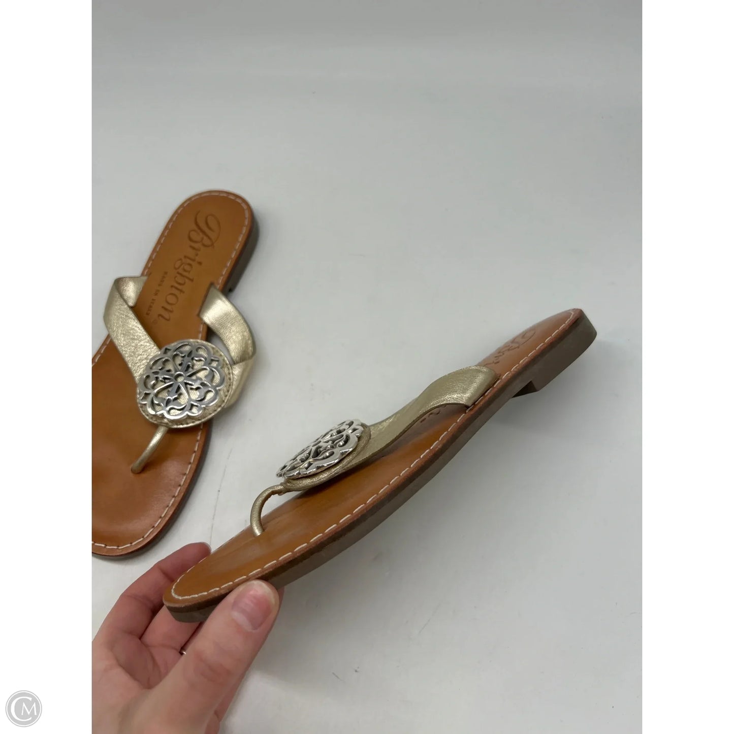 Sandals Flats By Brighton In Gold, Size: 7.5