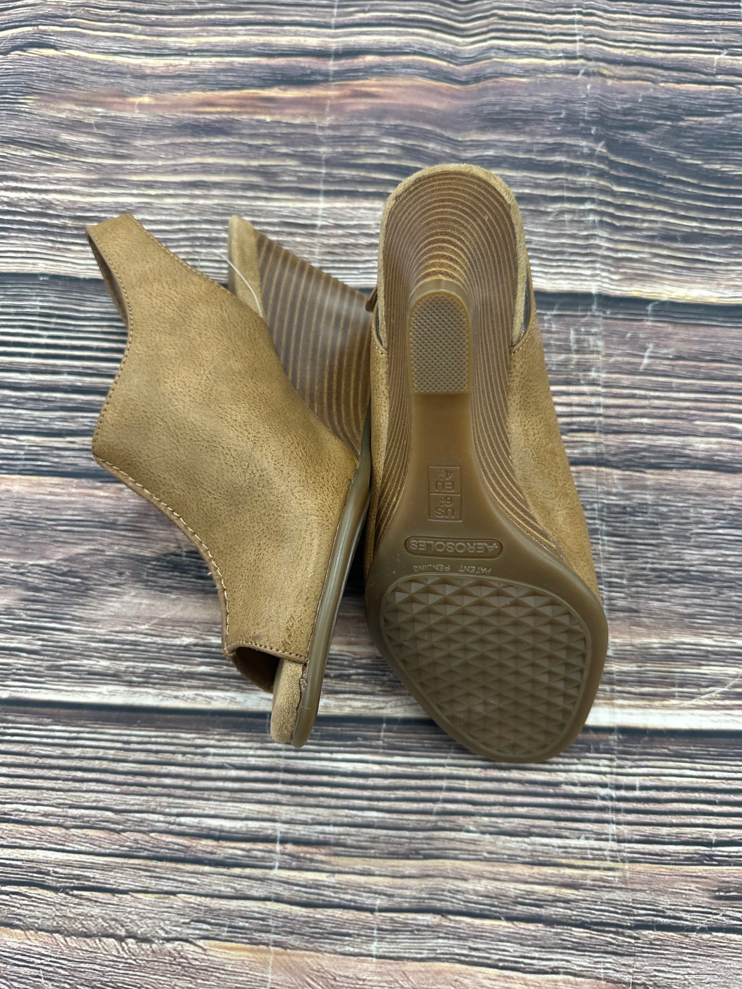 Tan Sandals Heels Wedge Aerosoles, Size 6.5