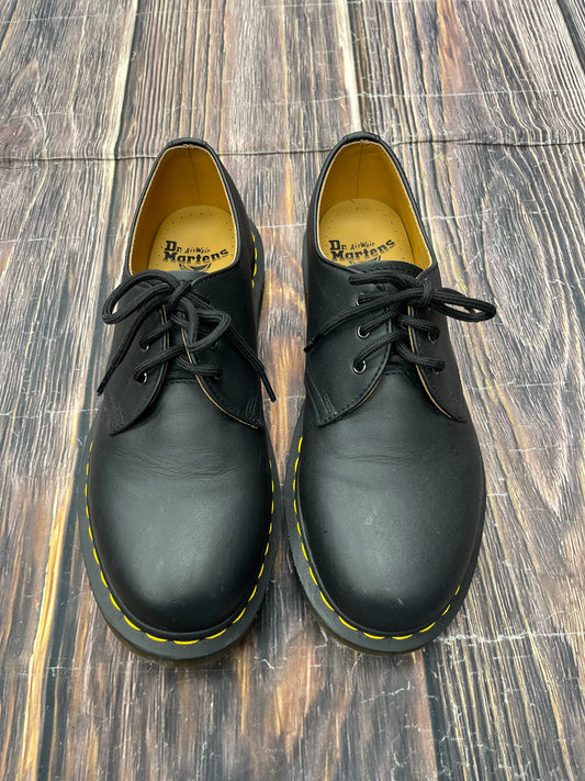 Shoes Flats By Dr Martens In Black, Size: 9