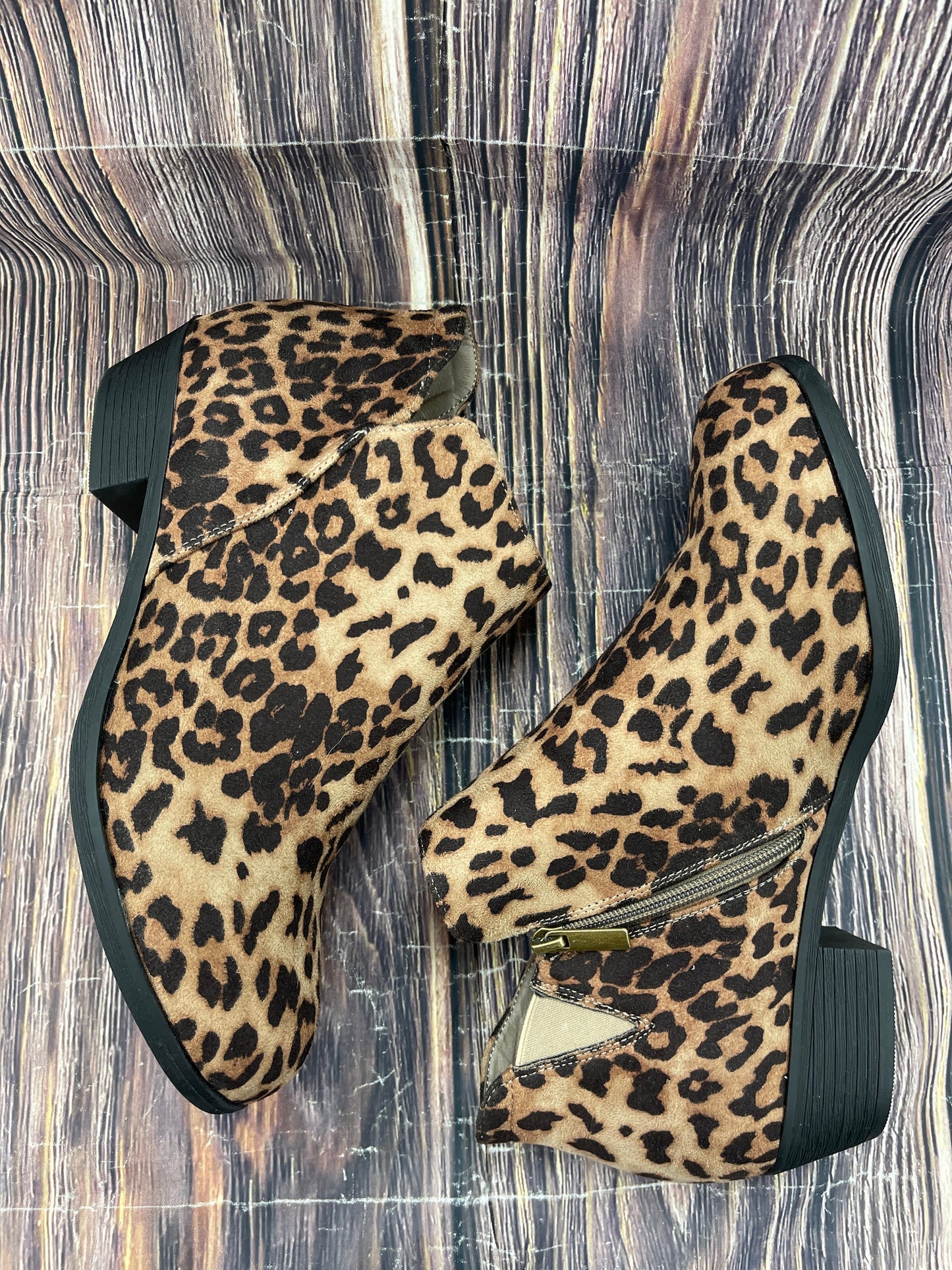 Boots Ankle Heels By Cloudwalkers In Animal Print, Size: 12