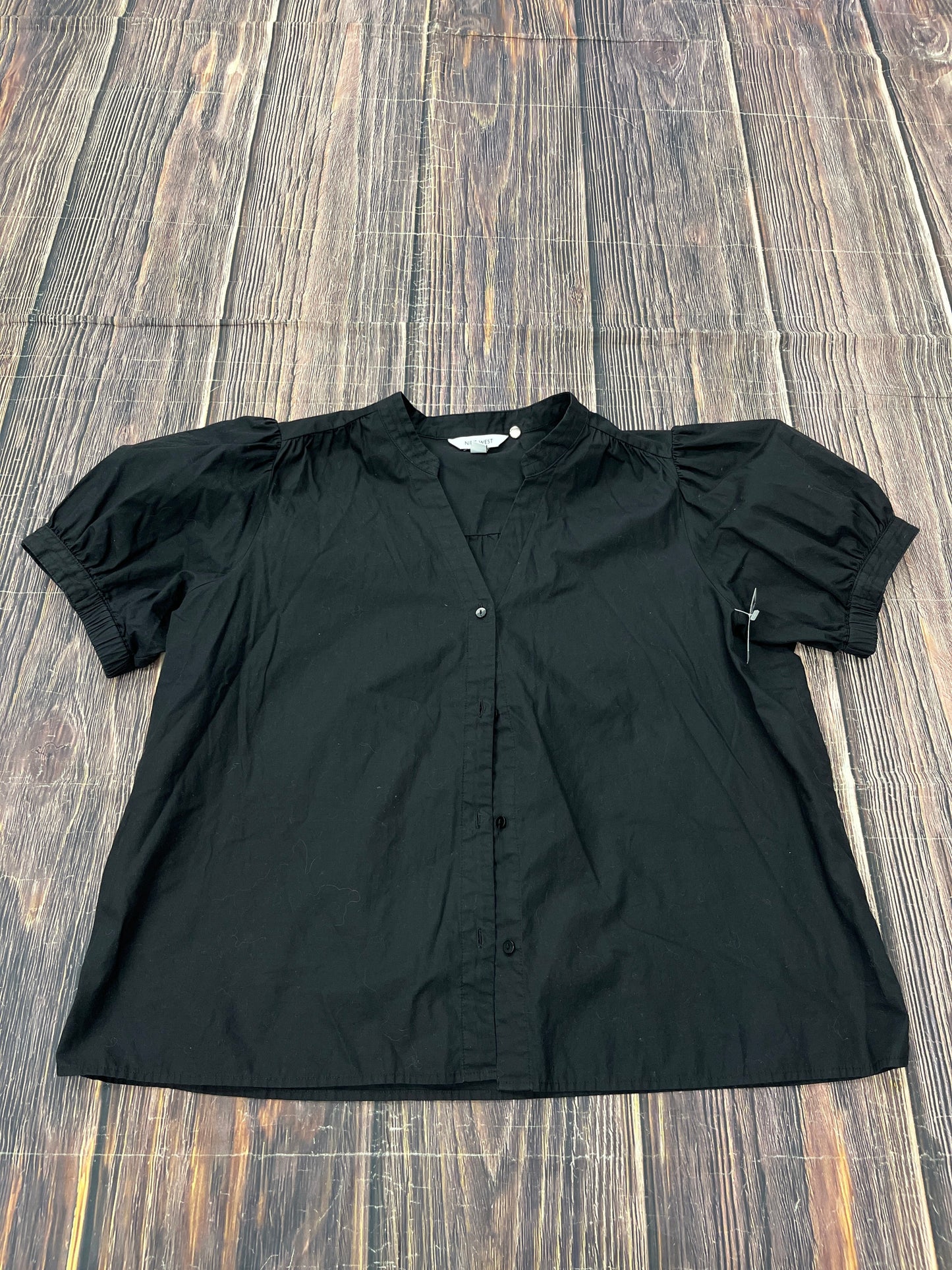 Top Short Sleeve By Nine West In Black, Size: 1x