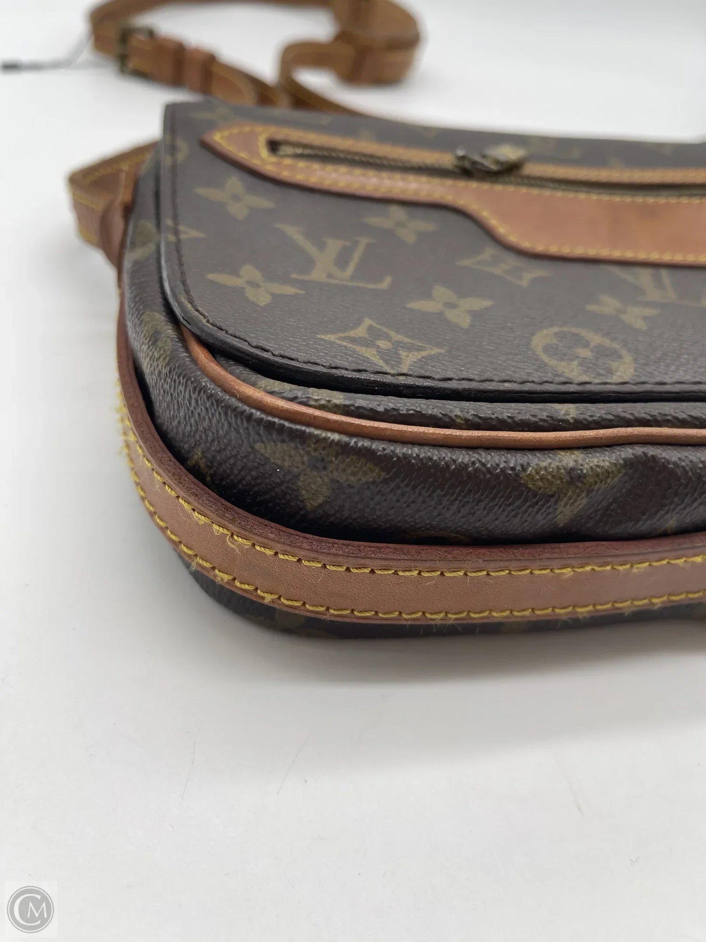 Crossbody Luxury Designer By Louis Vuitton, Size: Small asis/brokenzip