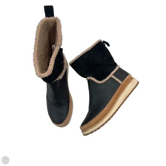 Shoes Sneakers By Toms In Black, Size: 8.5