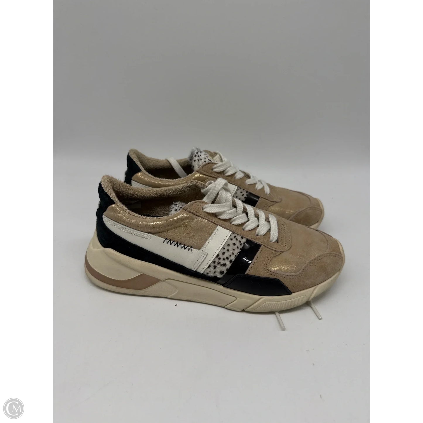 Shoes Sneakers By Gola In Tan, Size: 6