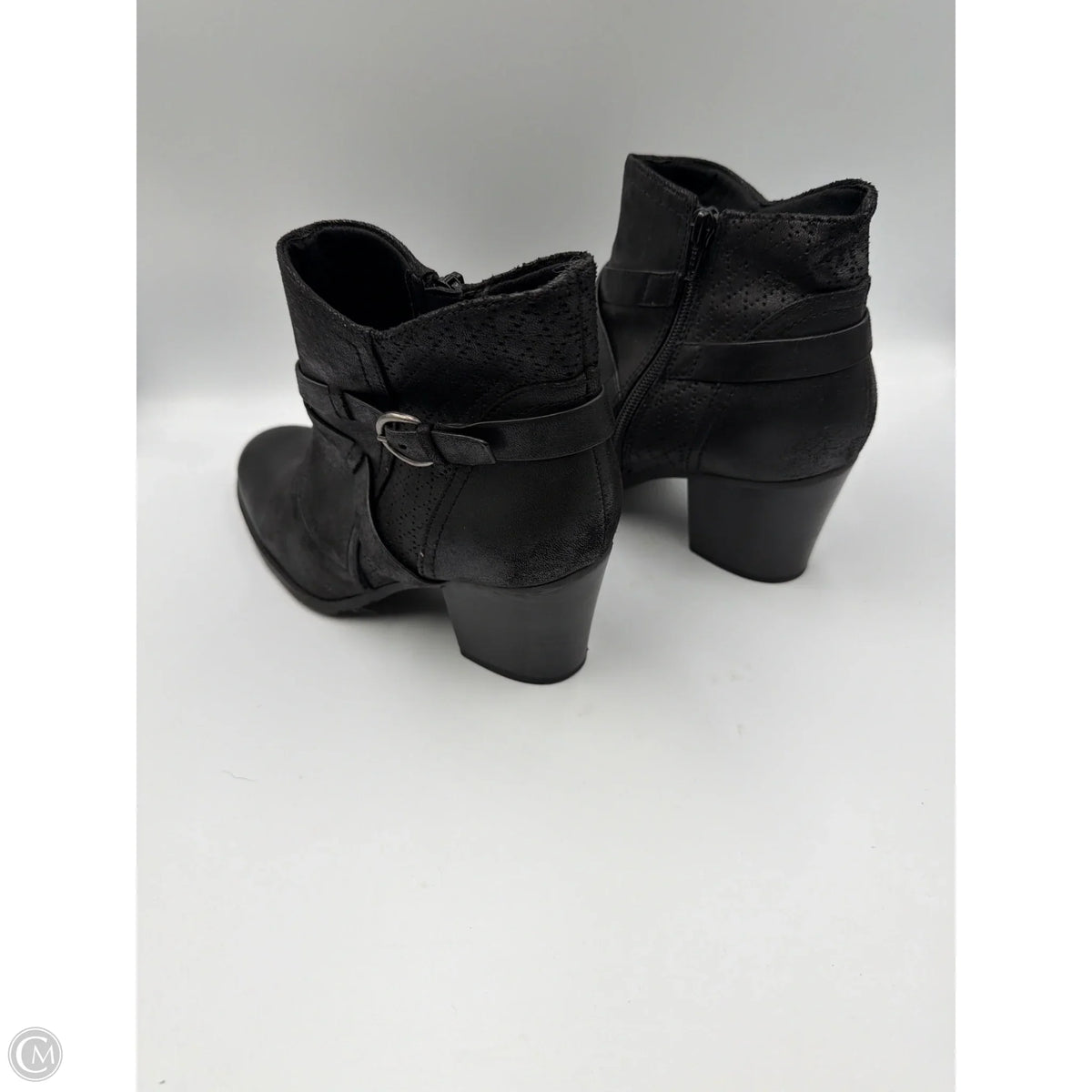 Boots Ankle Heels By Bare Traps In Black, Size: 9.5