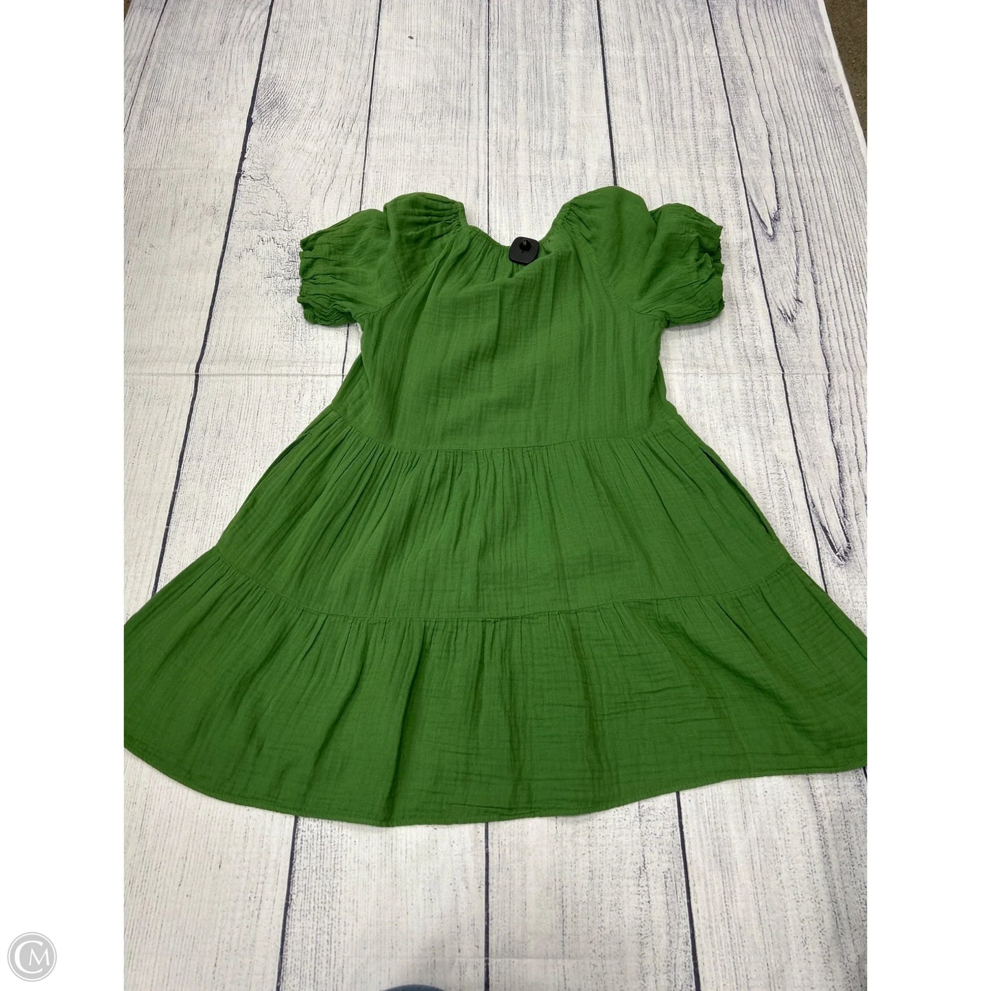 Dress Casual Short By Velvet By Graham & Spencer In Green, Size: Xs