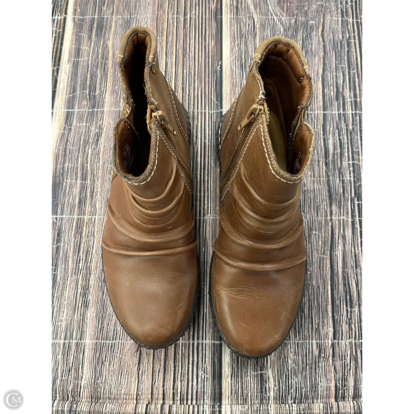 Boots Ankle Flats By Clarks In Brown, Size: 7