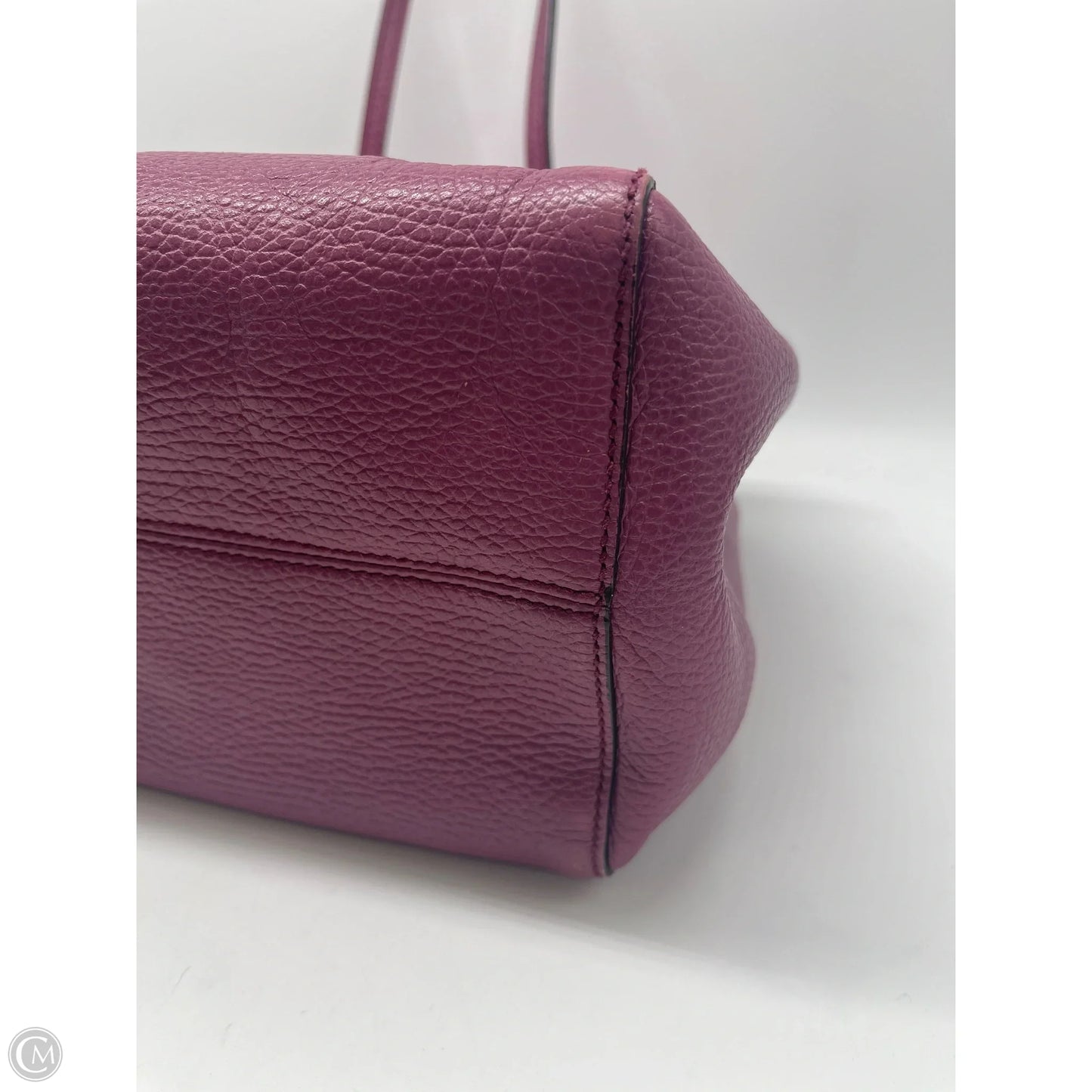 Handbag Luxury Designer By Gucci, Size: Medium