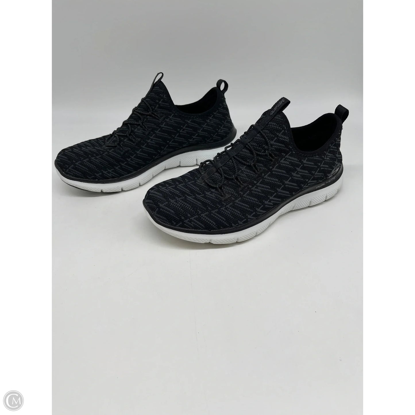 Shoes Athletic By Skechers In Black & Grey, Size: 7.5