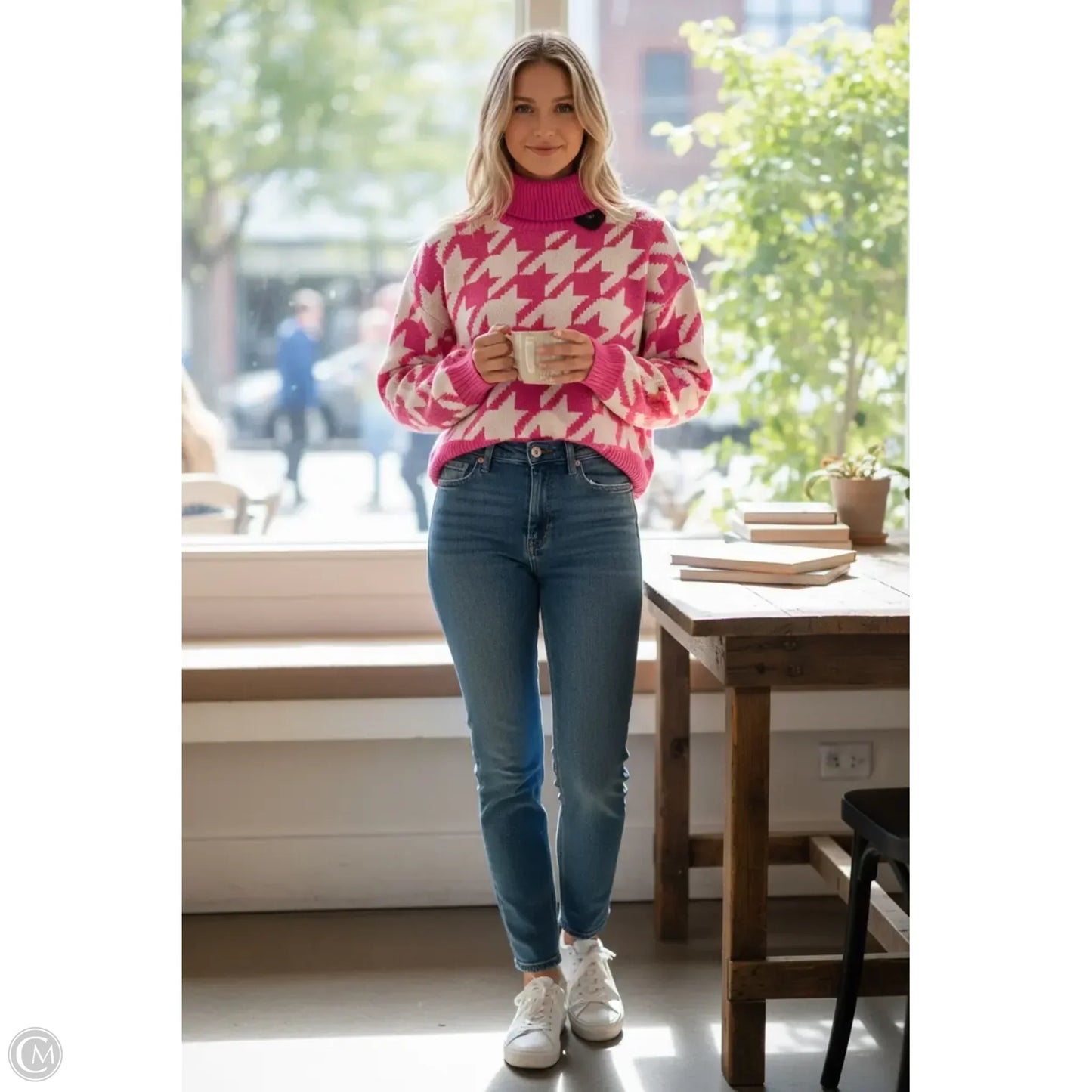 Sweater By Clothes Mentor In Pink, Size: S