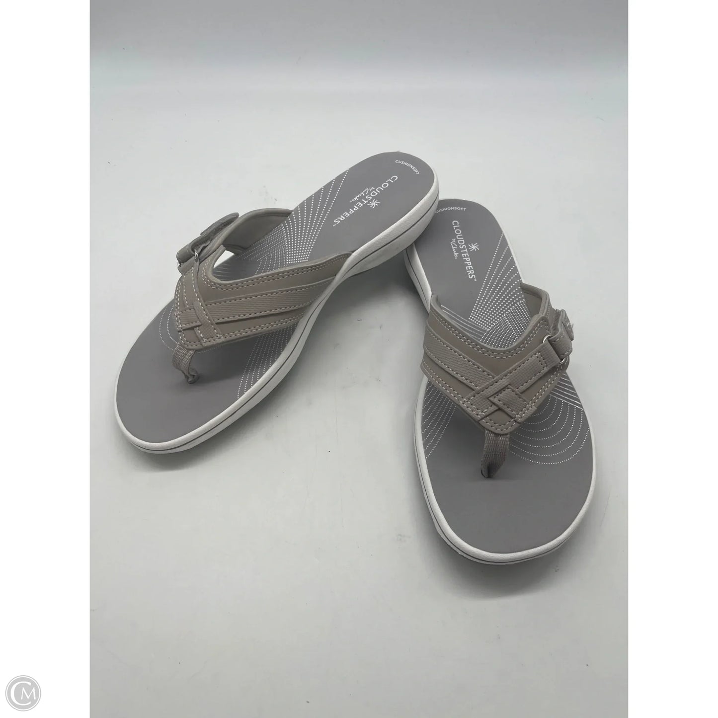 Sandals Flip Flops By Clarks In Grey, Size: 7
